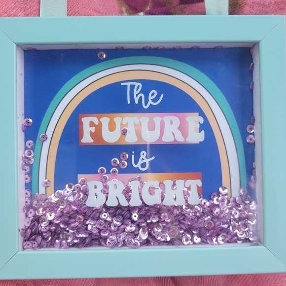 Wall Decor Hanger "The Future Is Bright" Shaker Snowglobe Style Size 5"X6" - Picture 3 of 6